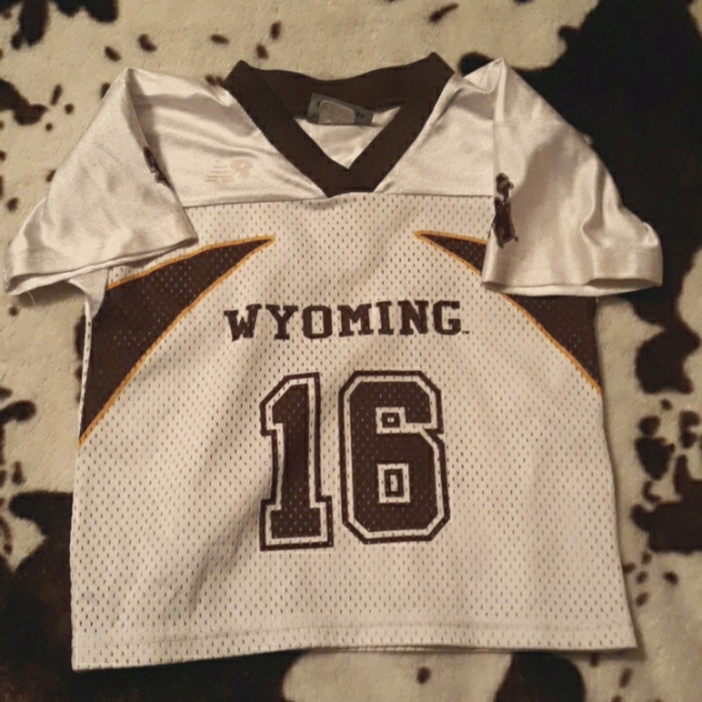 Wyoming kids Jersey size 2/3